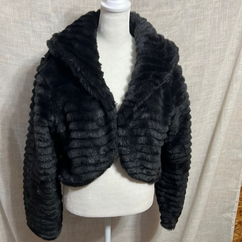 Elegant Black Faux Fur Jacket